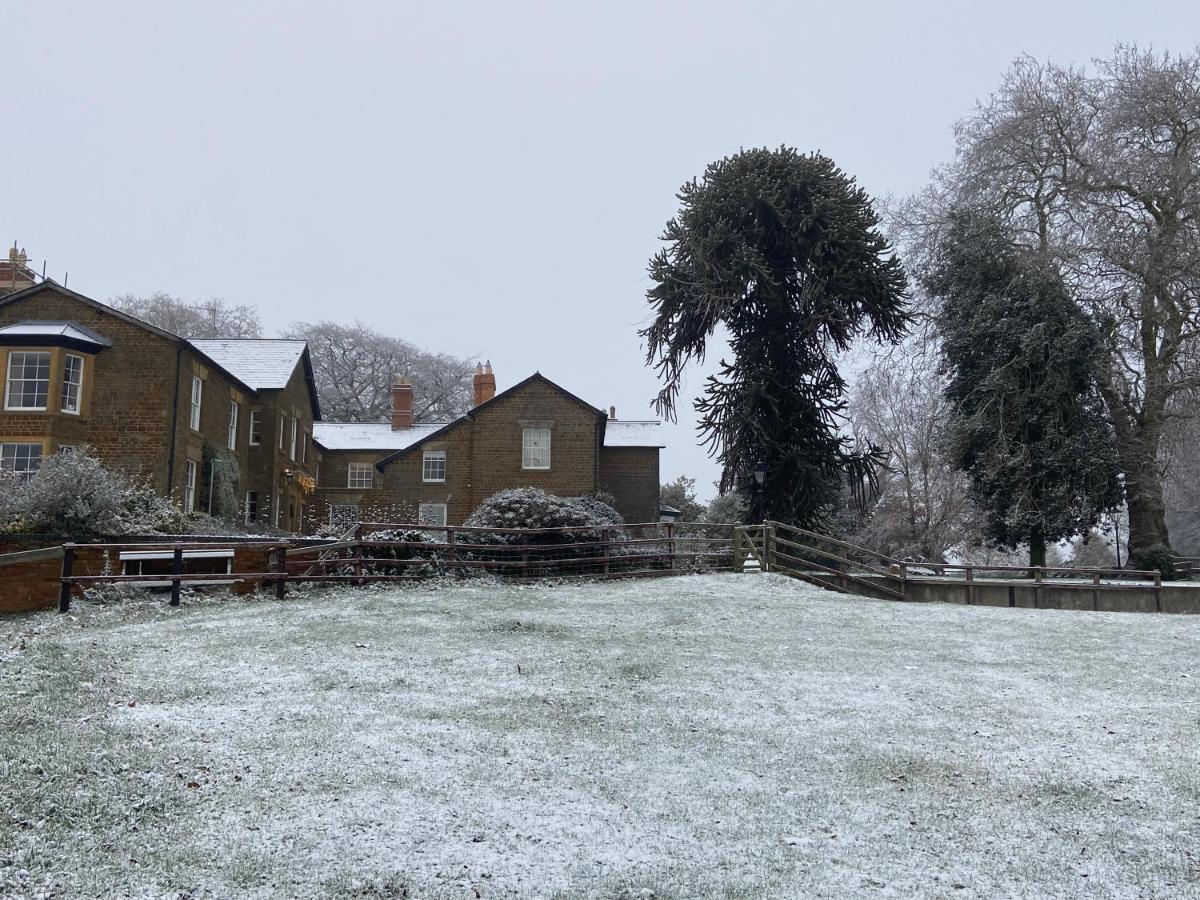 Tilly'S Stable Pattishall Bagian luar foto