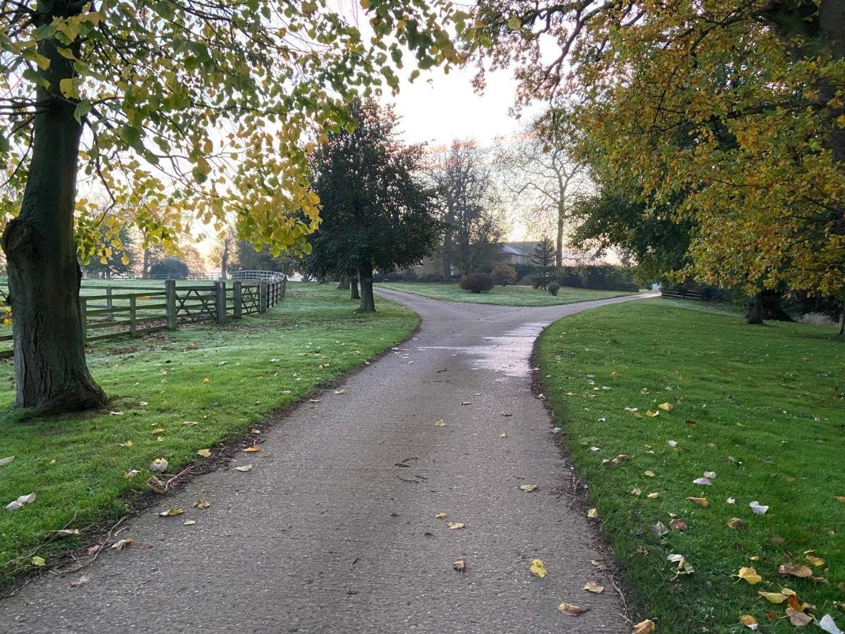 Tilly'S Stable Pattishall Bagian luar foto