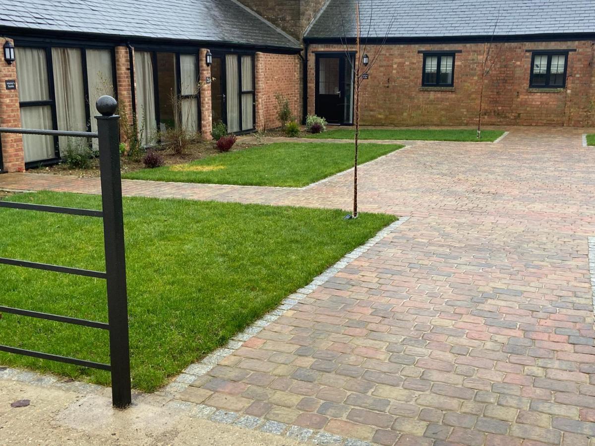 Tilly'S Stable Pattishall Bagian luar foto